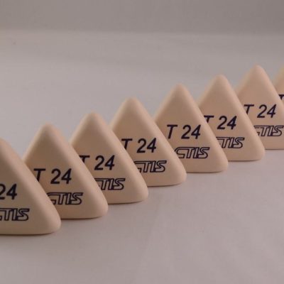 پاکن مثلثی فکتیس