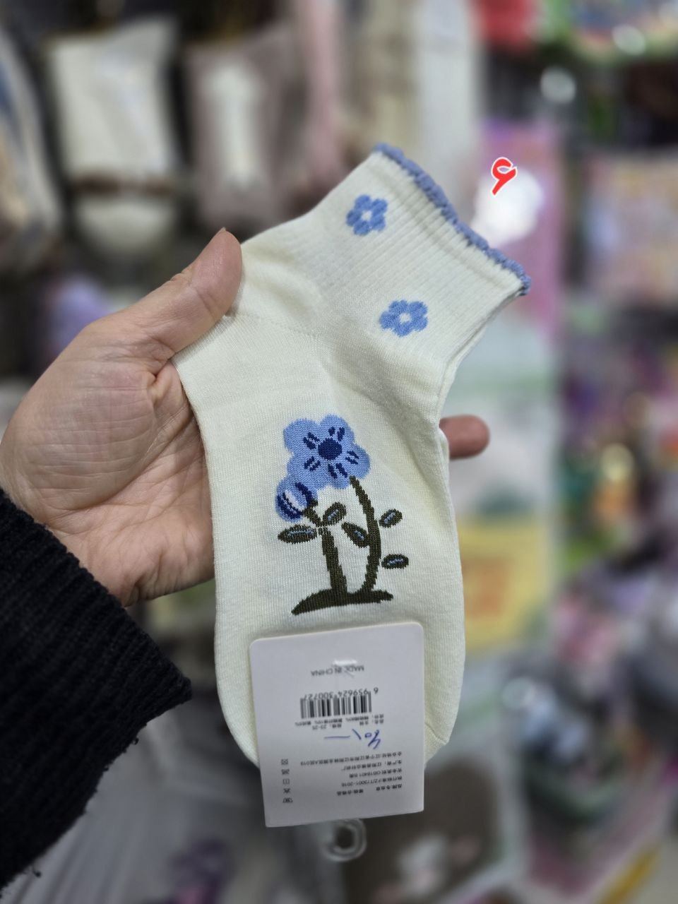 photo_2025-11-29_16-38-07 جوراب دخترانه طرح گل