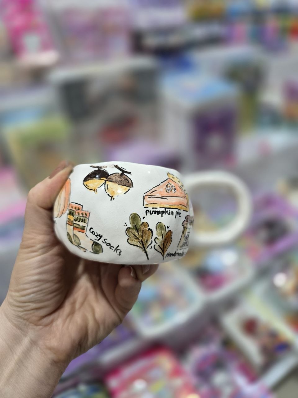 photo_2025-11-30_20-52-00 ماگ سرامیکی پاییزی کوتاه